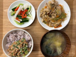 本日のお昼ご飯とおやつ(8/26)