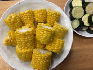 本日のお昼ご飯とおやつ(8/27)