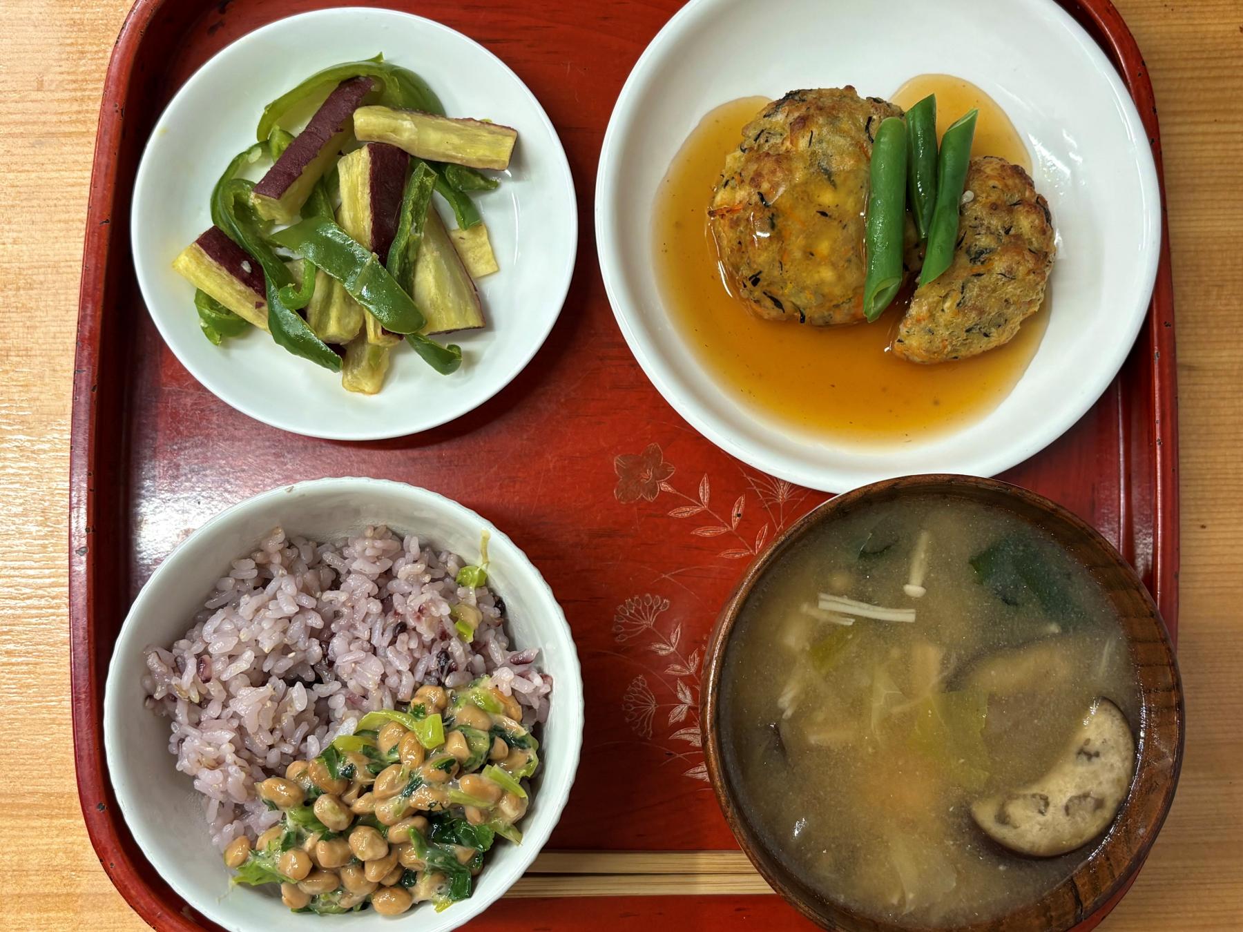 本日のお昼ご飯とおやつ(9/10)